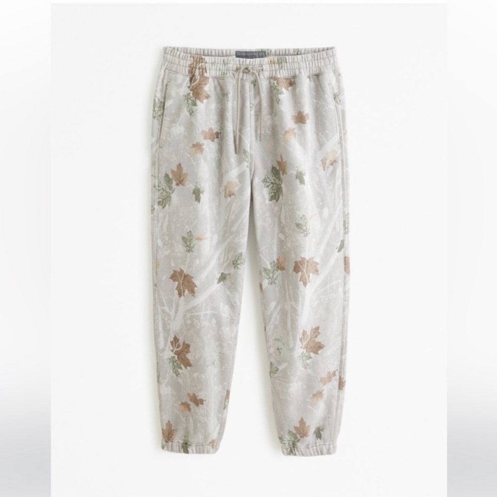 new in package abercrombie camo sweatpants